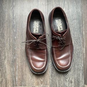 Men’s lace up 2E width